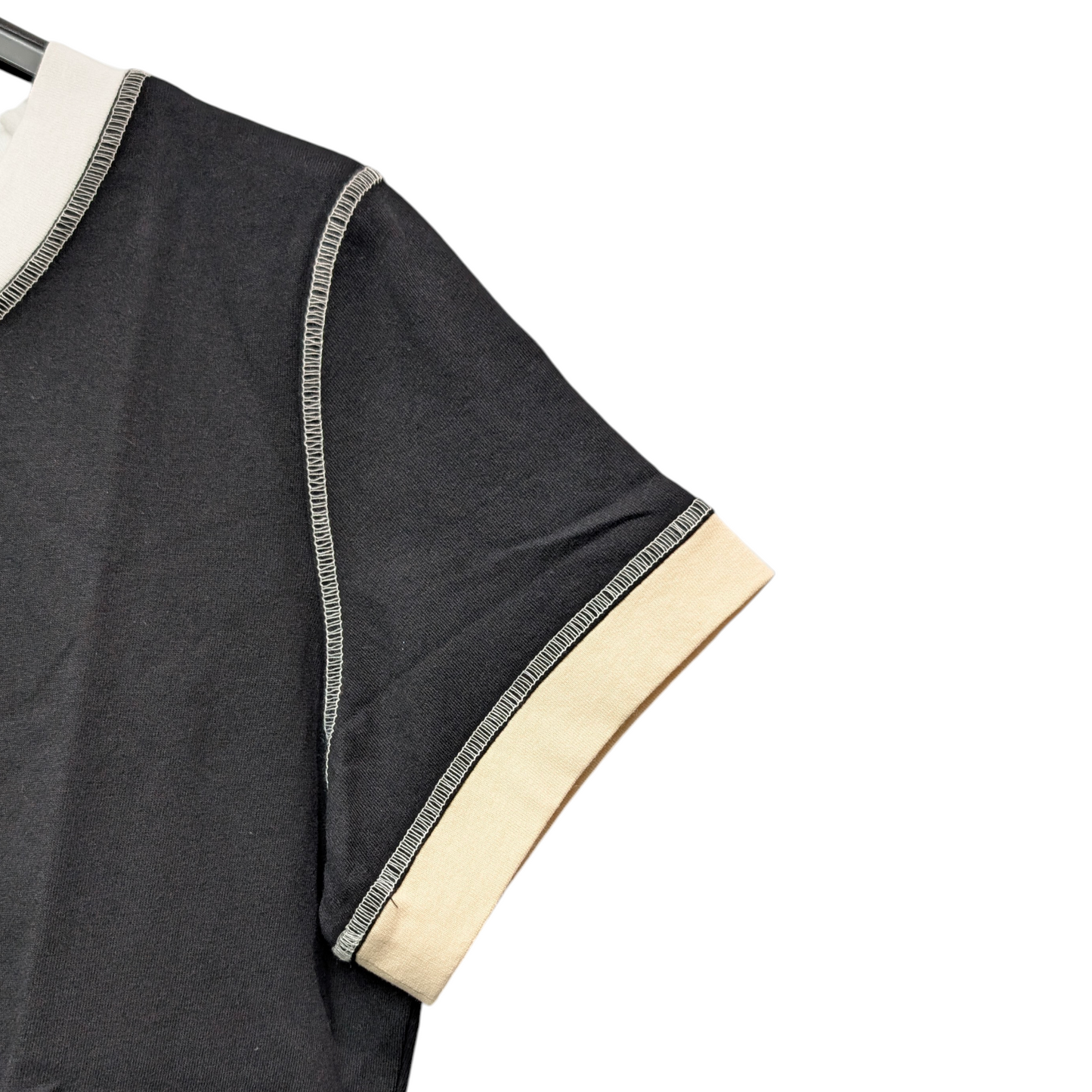 マルチカラー切替えステッチTシャツ