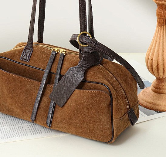 スエードボストンバック