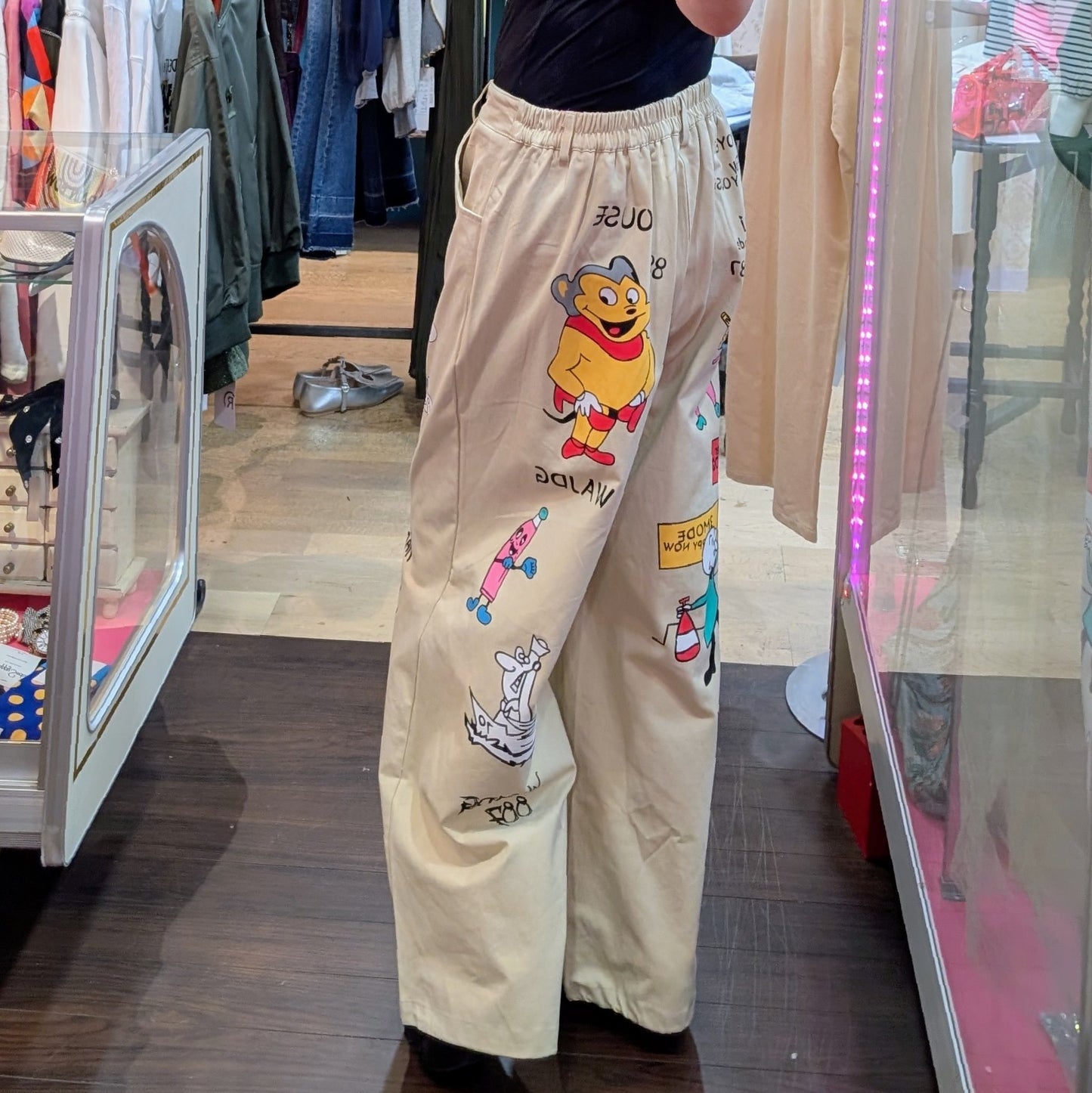 キャラプリントBIGチノパンツ