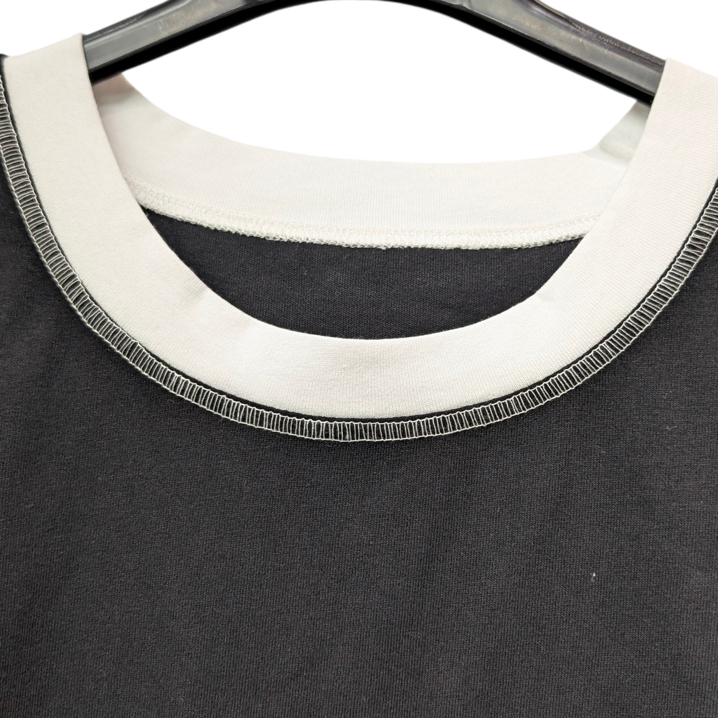 マルチカラー切替えステッチTシャツ