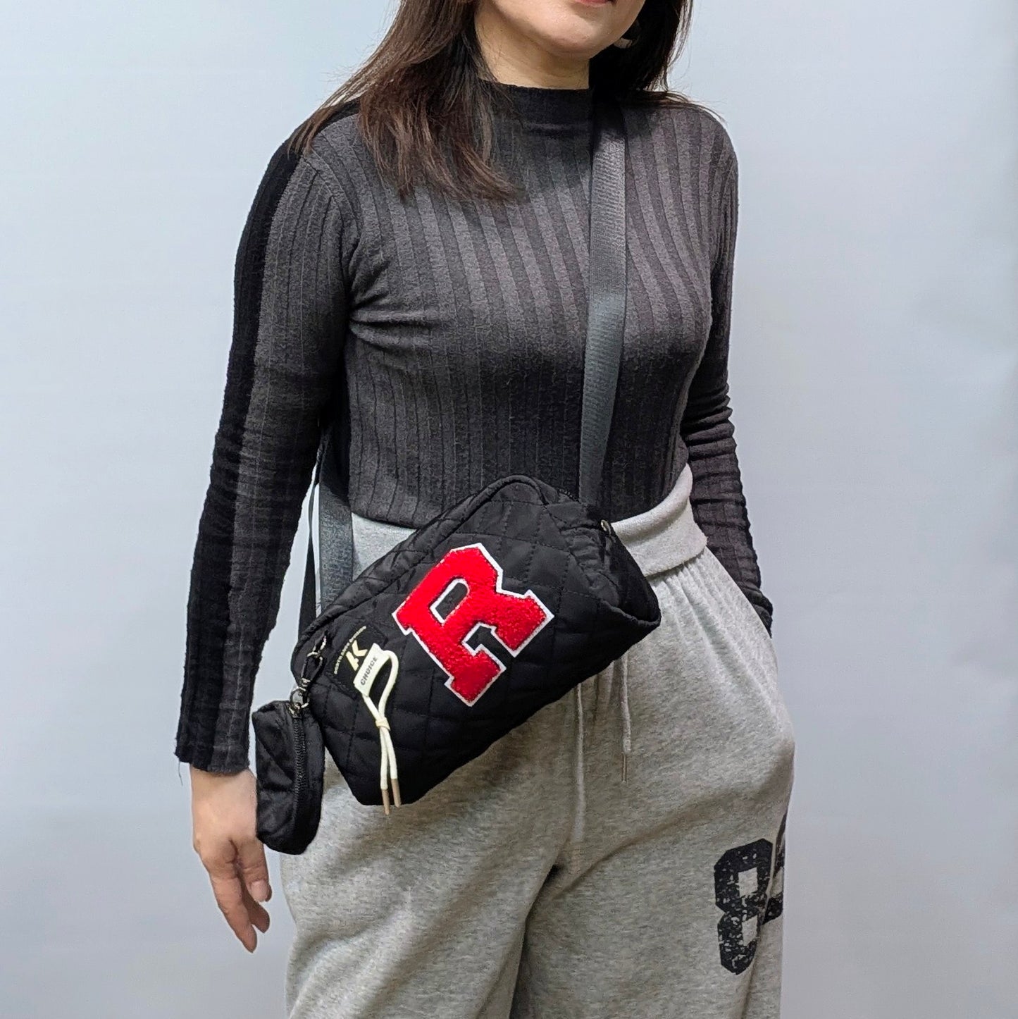 Rワッペンキルティングショルダーバッグ