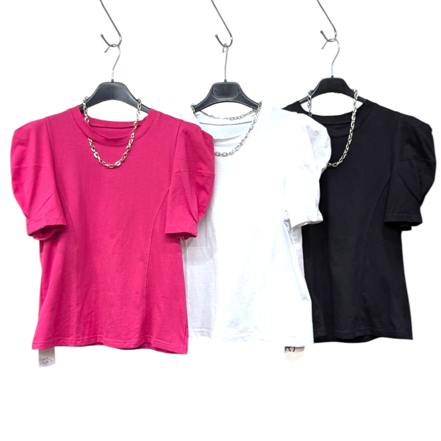 シルバーチェーン付きパフスリーブTシャツ