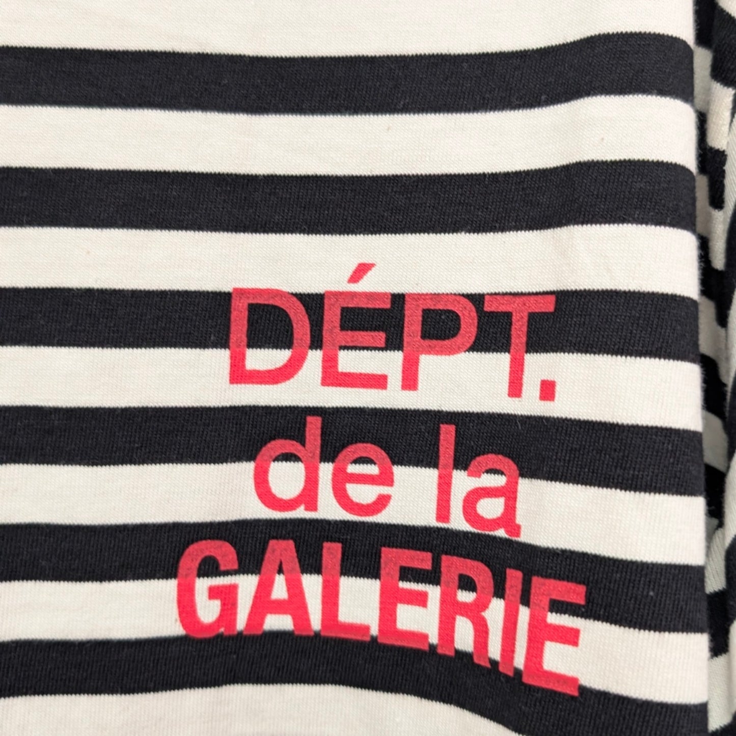 バックロゴボーダーTシャツ