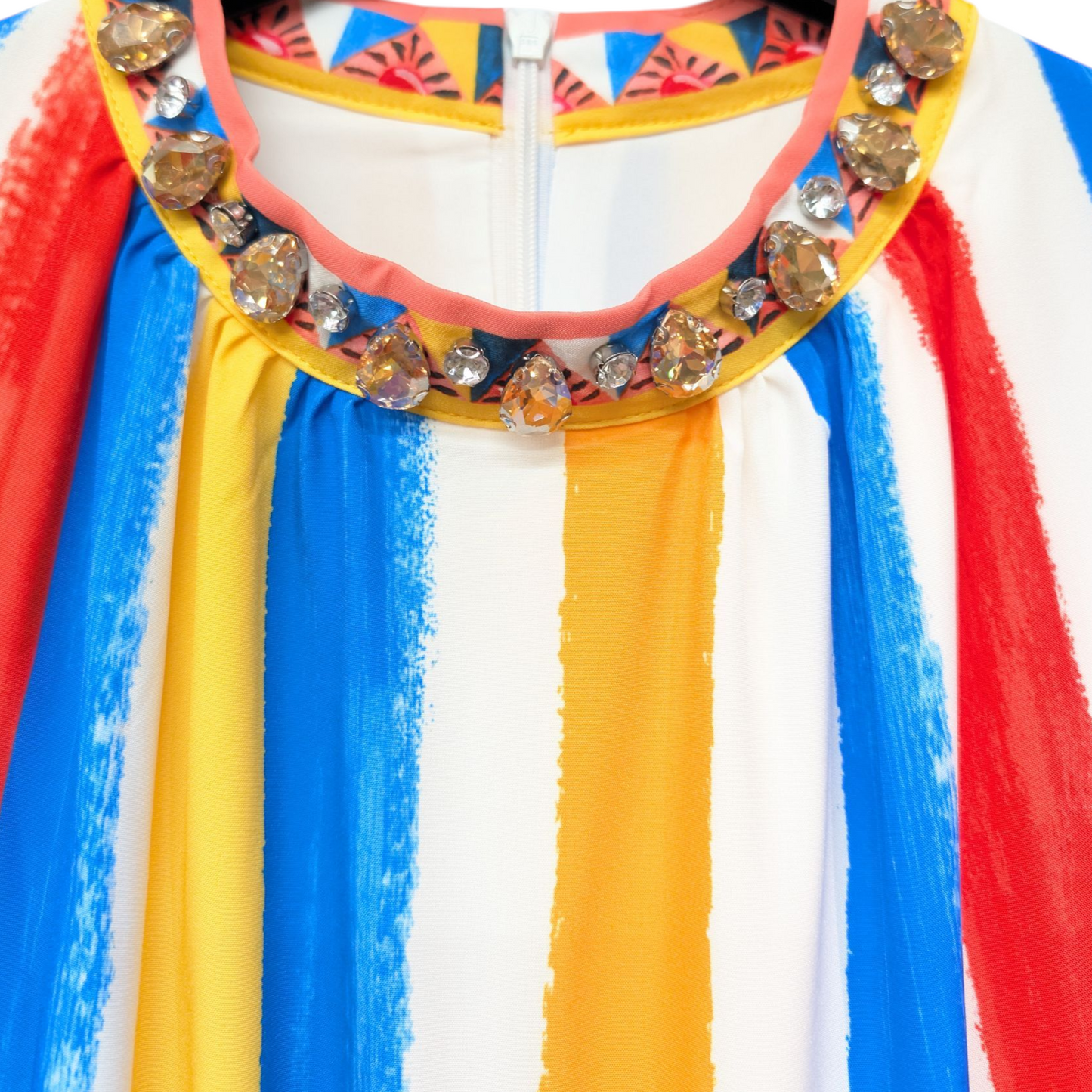 レインボーストライプビジューネックドレス