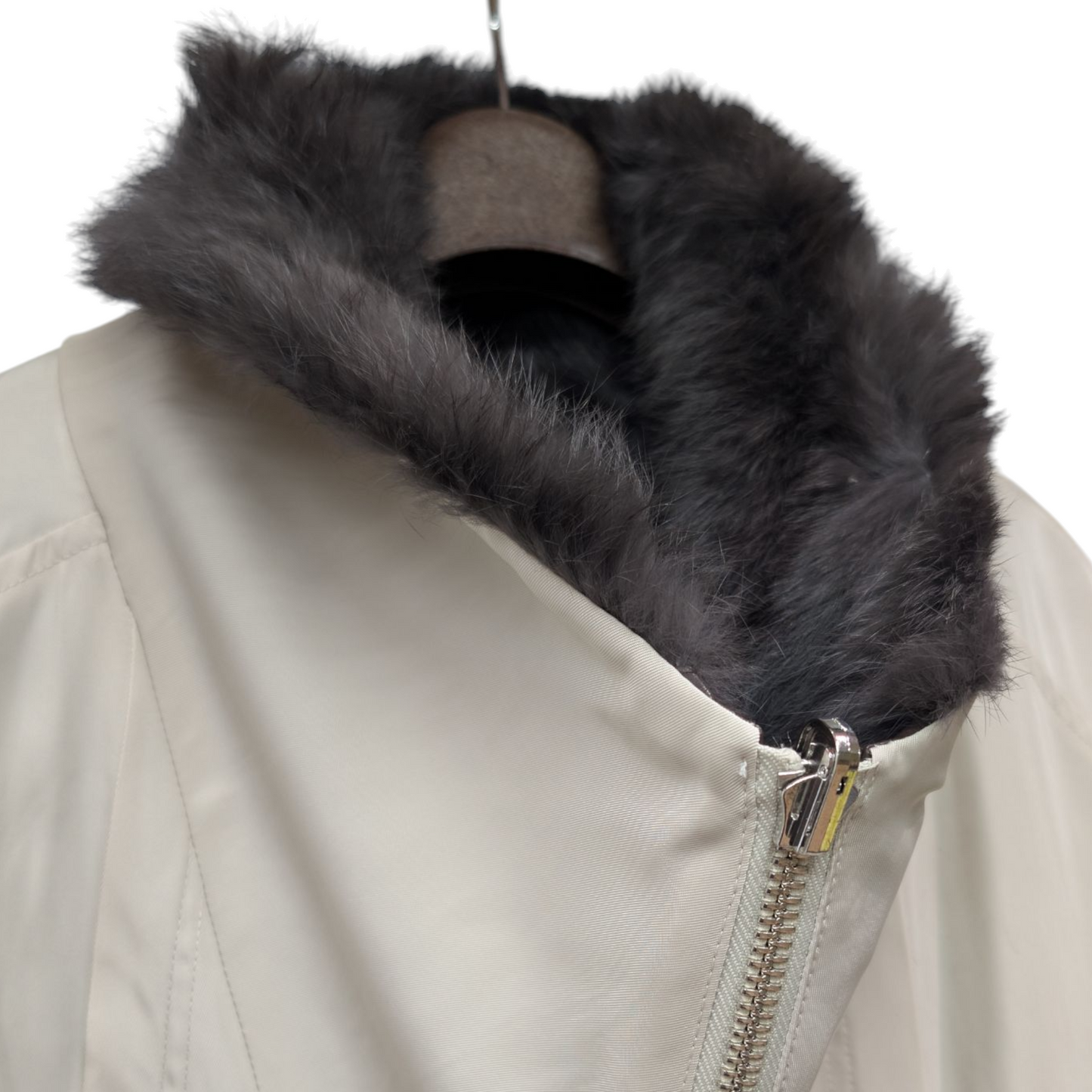 ラビットファー×ナイロンリバーシブルブルゾン　オフホワイト